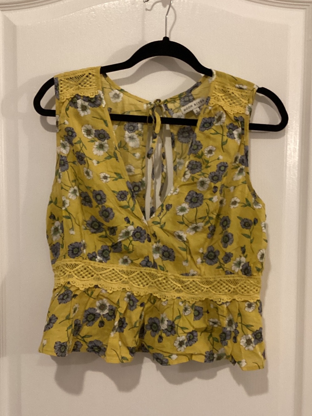 Moon River Yellow Floral Lace-Trim Peplum Camisole